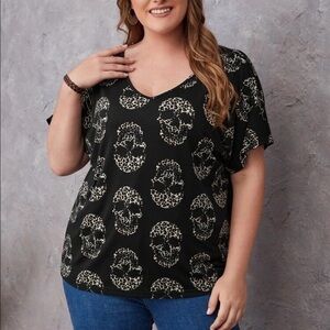 Black Boxy Animal Print Skull Print Shirt